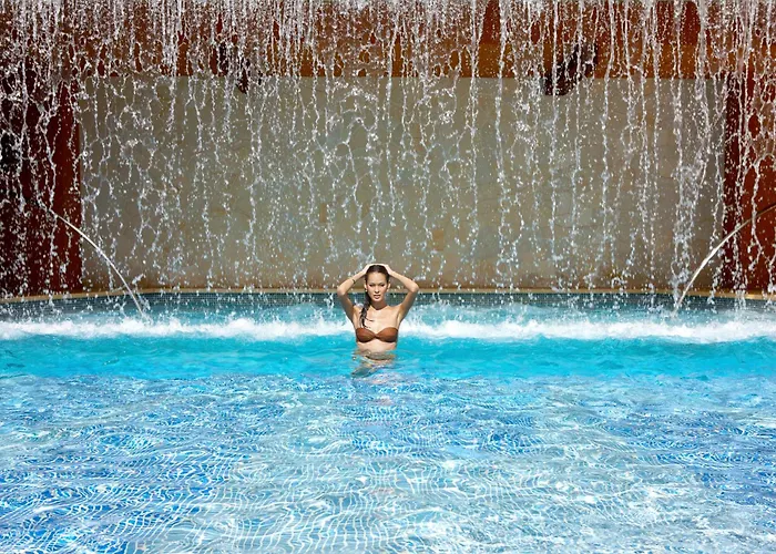 Conrad Hotel 5*