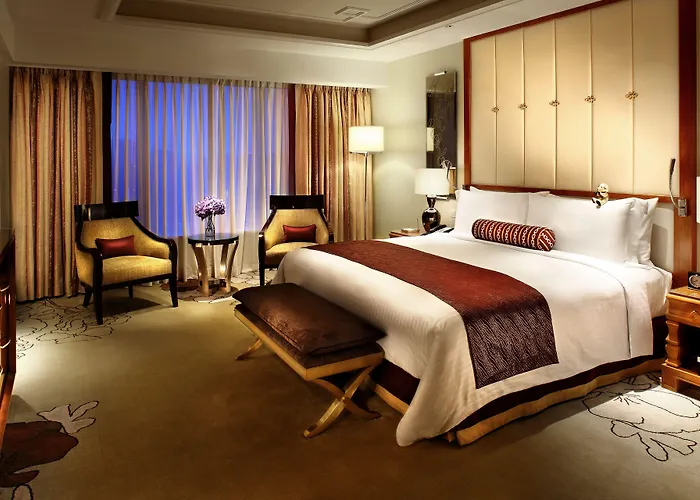 Conrad Hotel 5*