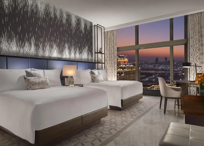 Hotel Conrad 5*