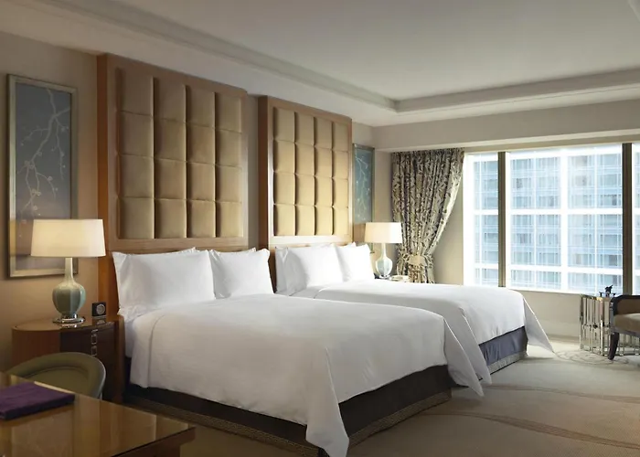 Conrad 5*