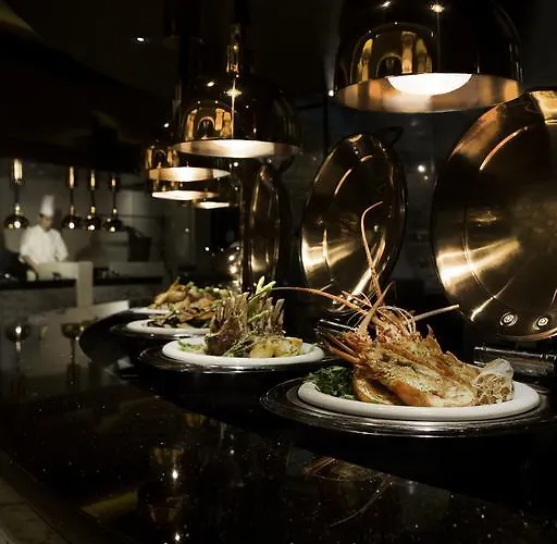 Conrad Hotel 5*